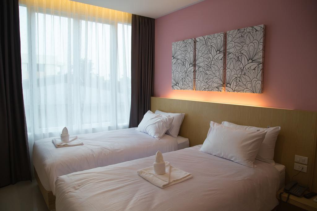 The Bliss Ubon Hotel Убон Ратчатани Стая снимка