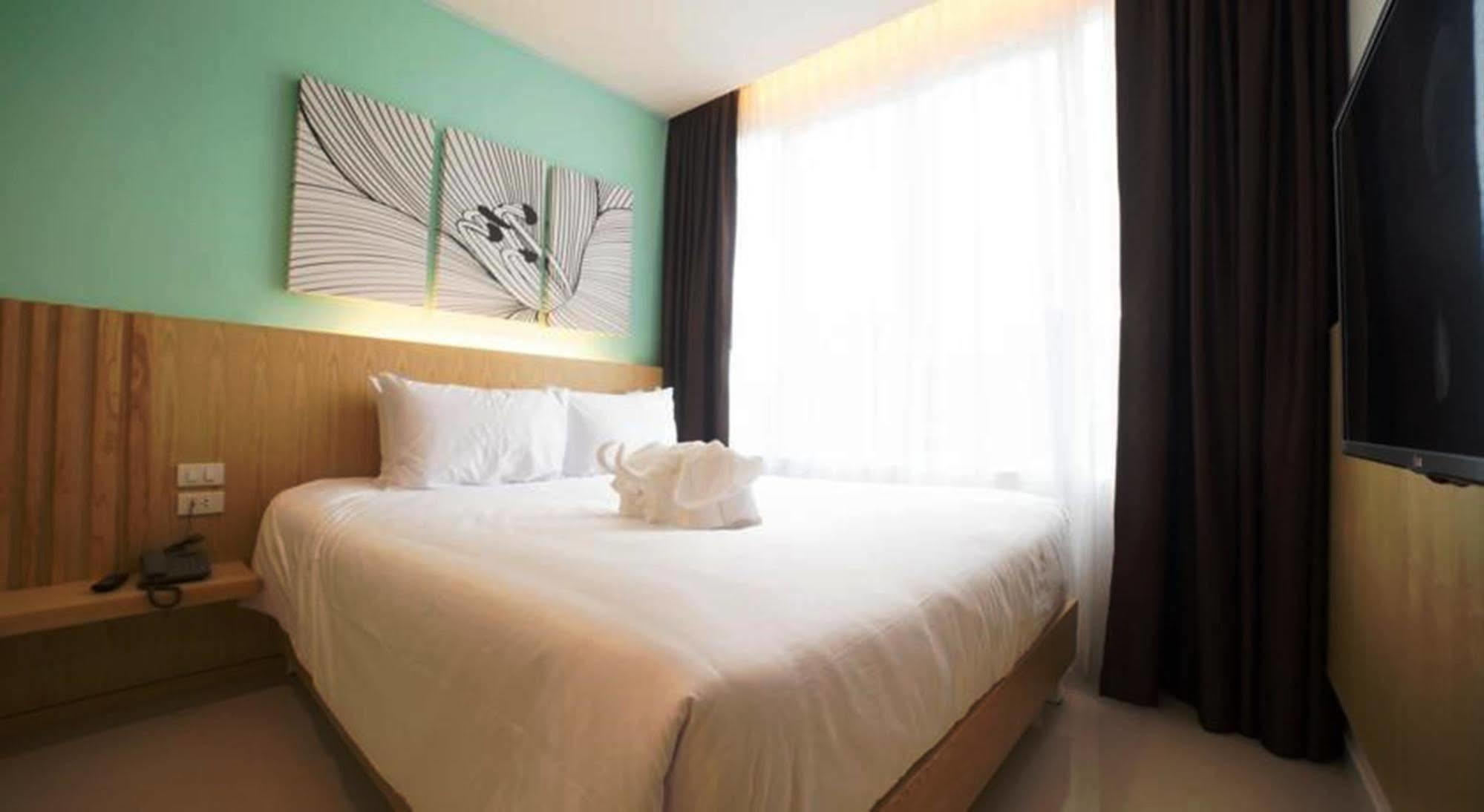 The Bliss Ubon Hotel Убон Ратчатани Екстериор снимка