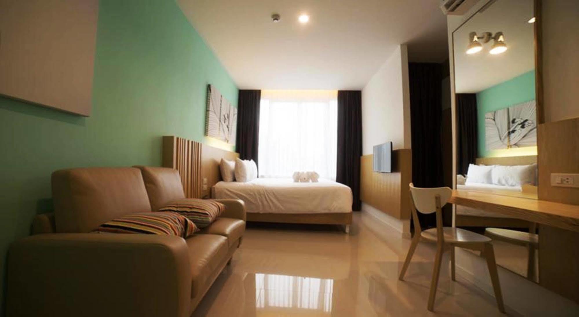 The Bliss Ubon Hotel Убон Ратчатани Екстериор снимка