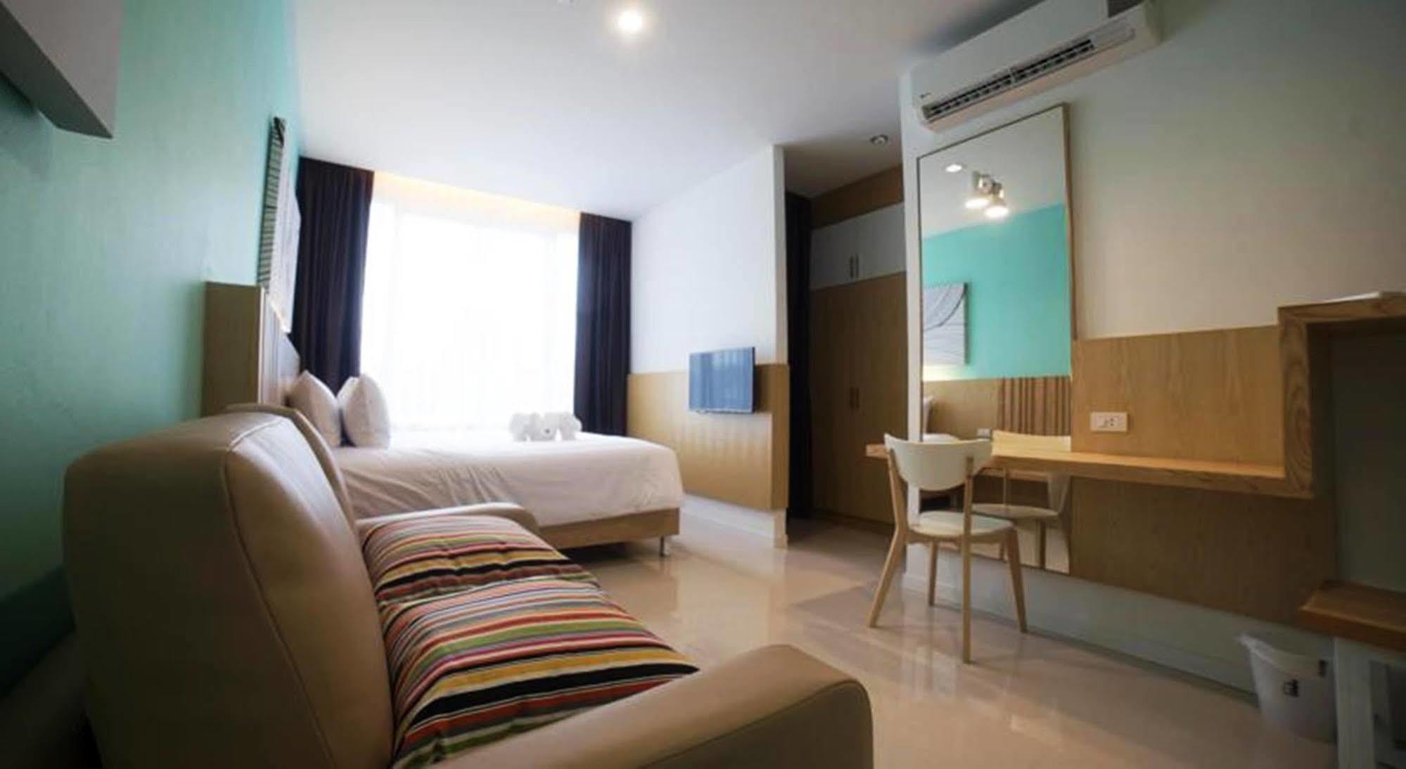 The Bliss Ubon Hotel Убон Ратчатани Екстериор снимка