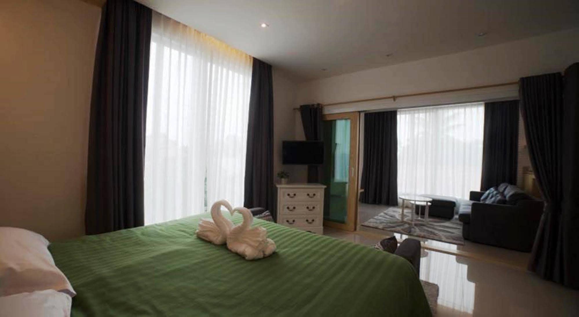 The Bliss Ubon Hotel Убон Ратчатани Екстериор снимка